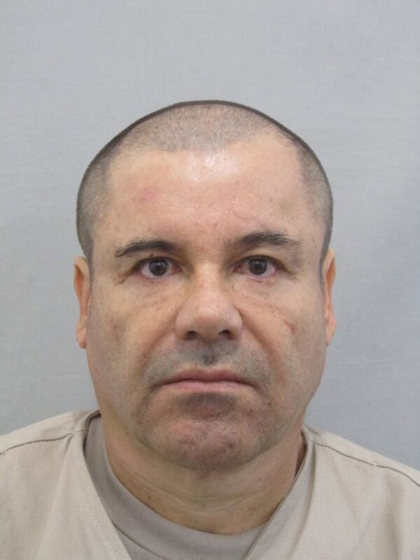 Undated handout photograph of drug lord Joaquin El Chapo Guzman distributed by Mexico's Attorney General's Office July 13, 2015. Undated handout photograph of drug lord Joaquin El Chapo Guzman distributed by Mexico's Attorney General's Office July 13, 2015. - Sputnik International