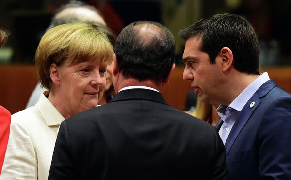 (From L) German Chancellor Angela Merkel, French President Francois Hollande, and Greek Prime Minister Alexis Tsipras confer prior to the start of a summit of Eurozone heads of state in Brussels on July 12, 2015. (From L) German Chancellor Angela Merkel, French President Francois Hollande, and Greek Prime Minister Alexis Tsipras confer prior to the start of a summit of Eurozone heads of state in Brussels on July 12, 2015. - Sputnik International