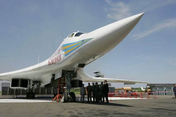 Russian supersonic Tu-160 strategic bomber seen at an airfield near Kazan, about 700 kilometers (450 miles) east of Moscow. file photo  - Sputnik International