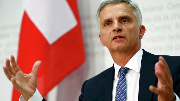 Swiss Foreign Minister Didier Burkhalter speaks to media after the weekly meeting of the Federal Council on the relations between Switzerland and the European Union in Bern, Switzerland June 24, 2015 - Sputnik International