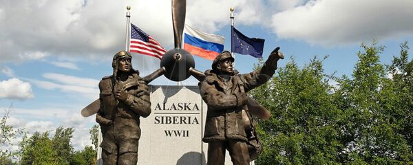 Alaskan Memorial devoted to the ALSIB air route, through which nearly 8,000 US aircraft were transferred to the Soviet Union during the Second World War - Sputnik International