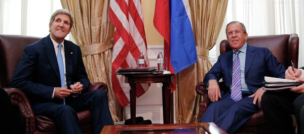 U.S. Secretary of State John Kerry meets with Russian Foreign Minister Sergey Lavrov at a hotel in Vienna Tuesday June 30, 2015. - Sputnik International