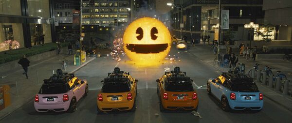 “Pixels,” a sci-fi comedy starring Adam Sandler in which aliens attack the Earth has just been approved for release in China. - Sputnik International