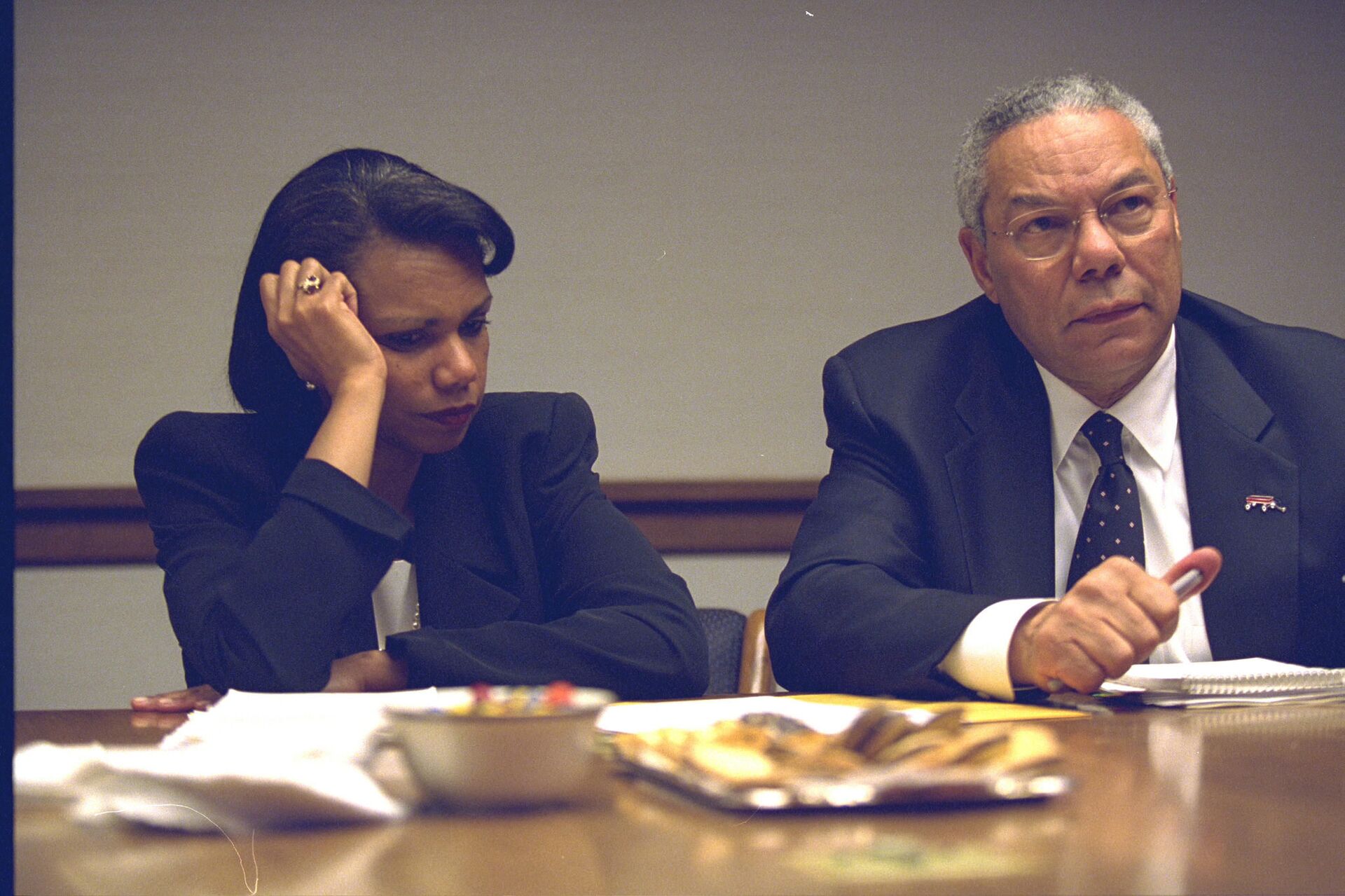Secretary of State Colin Powell and National Security Advisor Condoleezza Rice in the President's Emergency Operations Center - Sputnik International, 1920, 18.10.2021