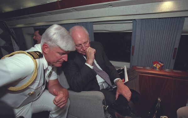 Vice President Cheney and Lynne Cheney Aboard Marine Two - Sputnik International