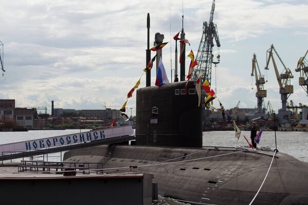 Official ceremony of raising Russian Navy colors on Novorossiysk diesel-electric submarine Official ceremony of raising Russian Navy colors on Novorossiysk diesel-electric submarine - Sputnik International
