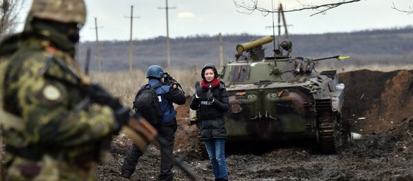 Despite the attempts by Western media to persuade everyone to hate Russia and its policies, more and more people from the Czech Republic, Slovakia, Sweden and even the United States are starting to empathize with Donbass residents, Czech newspaper Nova Republika reported. - Sputnik International