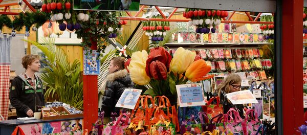 A flower market in Amsterdam A flower market in Amsterdam - Sputnik International