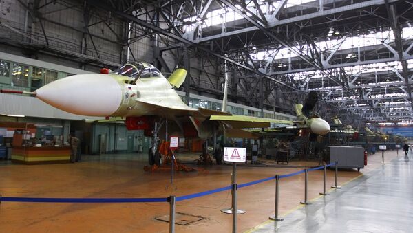 Multi-purpose Su-30CM fighter jet in the assembly shop at the Irkutsk aviation plant - Sputnik International