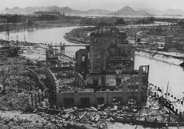 A photo dated September 1945 of the remains of the Prefectural Industry Promotion Building after the bombing of Hiroshima, which was later preserved as a monument. (File) - Sputnik International