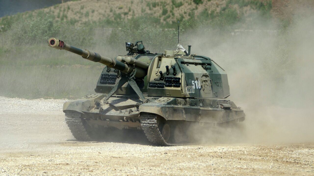 Watch Combat Work of Russian Howitzers in Special Operation Zone