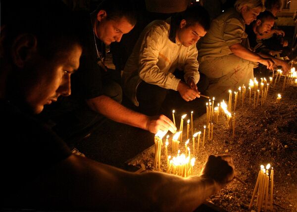 Croatian Orthodox Serbs, light candles in the western Bosnian town of Banja Luka for victims of the Croatian military operation Oluja conducted in the summer of 1995. File photo Croatian Orthodox Serbs, light candles in the western Bosnian town of Banja Luka for victims of the Croatian military operation Oluja conducted in the summer of 1995. File photo - Sputnik International