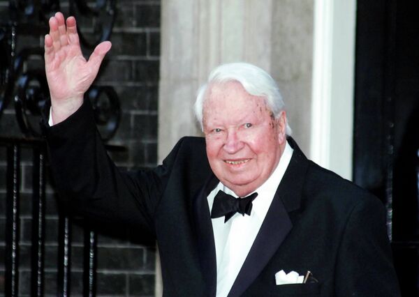 Britain's former Prime Minister Sir Edward Heath arrives at 10 Downing Street, in London Monday, April 29, 2002, where Prime Minister Tony Blair was hosting a celebratory royal Golden Jubilee dinner. Britain's former Prime Minister Sir Edward Heath arrives at 10 Downing Street, in London Monday, April 29, 2002, where Prime Minister Tony Blair was hosting a celebratory royal Golden Jubilee dinner. - Sputnik International