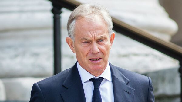 Former British Prime Minister Tony Blair leaves St Paul's Cathedral in central London on July 7, 2015 after attending a memorial service in memory of the 52 victims of the 7/7 London attacks - Sputnik International