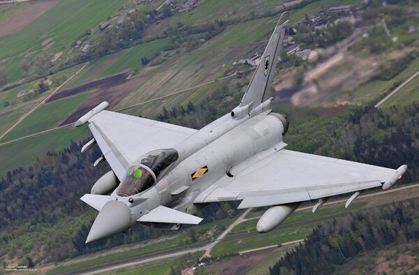 Four Royal Air Force Typhoon FGR4 aircraft  - Sputnik International