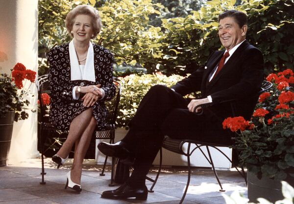 Former US President Ronald Reagan and former British Prime Minister Margaret Thatcher as they pose for photographers on the patio outside the Oval Office, Washington,DC. Former US President Ronald Reagan and former British Prime Minister Margaret Thatcher as they pose for photographers on the patio outside the Oval Office, Washington,DC. - Sputnik International