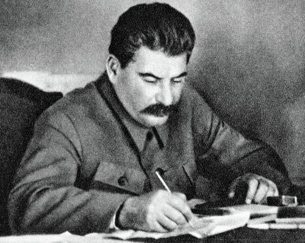 Josef Stalin Josef Stalin - Sputnik International