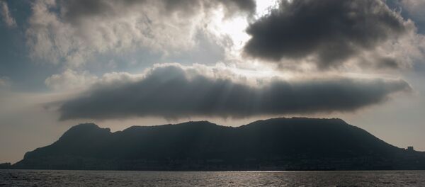 The rock of Gibraltar is seen from La Linea de la Concepcion, Spain - Sputnik International