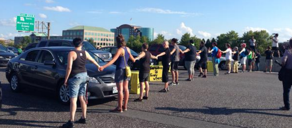 Protesters blocking highway 70 Protesters blocking highway 70 - Sputnik International