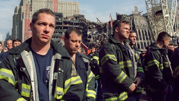 New York City firefighters stand at Ground Zero in New York. - Sputnik International