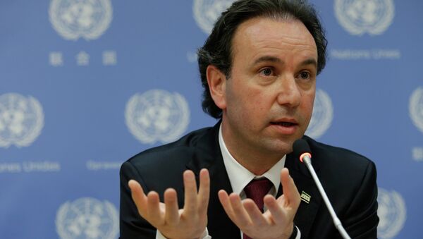 Khaled Khoja, President of the Coalition of Syria Revolution and Opposition Forces, speaks to reporters during a news conference Wednesday, April 29, 2015, at United Nations headquarters - Sputnik International
