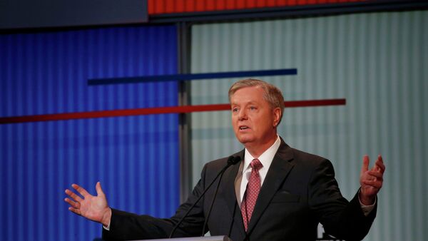 Republican presidential candidate and U.S. Senator Lindsey Graham responds to a question at a Fox-sponsored forum for lower polling candidates held before the first official Republican presidential candidates debate of the 2016 U.S. presidential campaign in Cleveland, Ohio, August 6, 2015 - Sputnik International