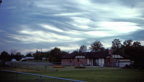 Indiana - Terre Haute - RR 21 Box 443 - Clouds - October 1981 - Sputnik International