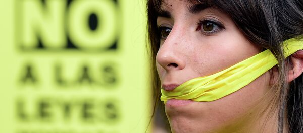 Gag Law - Sputnik International