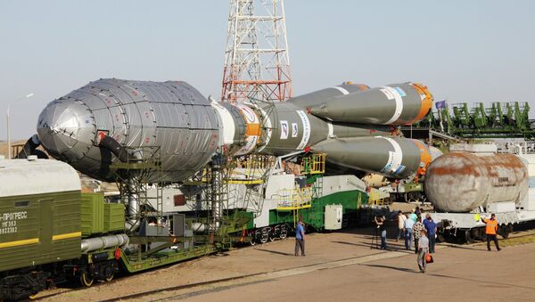 Soyuz 2.1a rocket launcher delivered to Baikunur launch site - Sputnik International