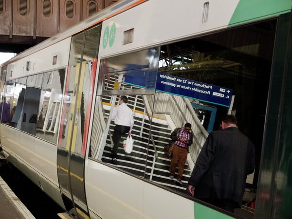 UK train UK train - Sputnik International