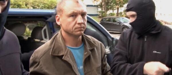 Employee of the Tartu Department of Estonian Security Police (KAPO) Eston Kohver (center) detained in the Pskov Region near the building of Moscow's Lefortovo Court Employee of the Tartu Department of Estonian Security Police (KAPO) Eston Kohver (center) detained in the Pskov Region near the building of Moscow's Lefortovo Court - Sputnik International