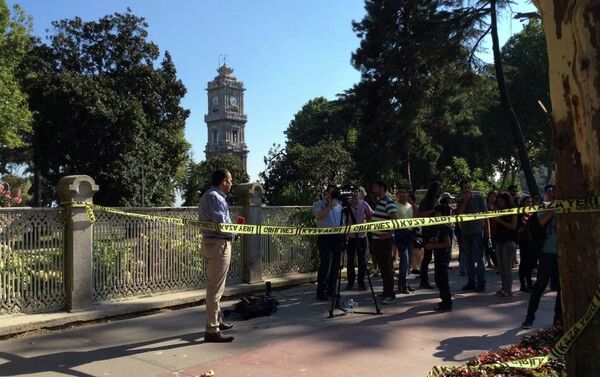 Shooting incident near the entrance to Dolmabahce palace in Istanbul, Turkey August 19, 2015 - Sputnik International