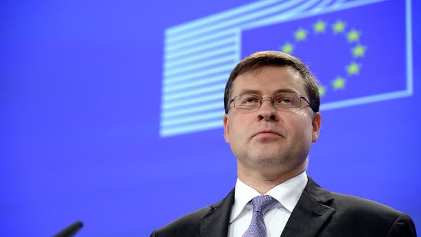 European Commission Vice-President for the Euro and Social Dialogue Valdis Dombrovskis delivers a press conference at the European Commission headquarters in Brussels on July 17, 2015 - Sputnik International