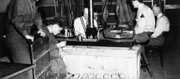 US Mint officials and G.I.’s are sorting out millions of dollars-worth of German bullion in the Reichsbank vaults at Frankfurt, Germany. Identification and assaying alone, will take weeks according to Leland Howard, Assistant Director of the US Mint. - Sputnik International