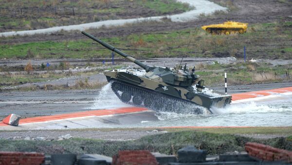 Self-propelled artillery vehicle with a Sprut-SD anti-tank gun during the demonstration of military hardware at the Ninth International Exhibition of Arms, Military Equipment and Ammunition in Nizhny Tagil - Sputnik International