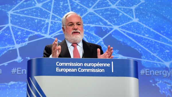 European Commissioner for Climate Action and Energy Miguel Arias Canete speaks during a media conference at EU headquarters in Brussels on Wednesday, Feb. 25, 2015 - Sputnik International