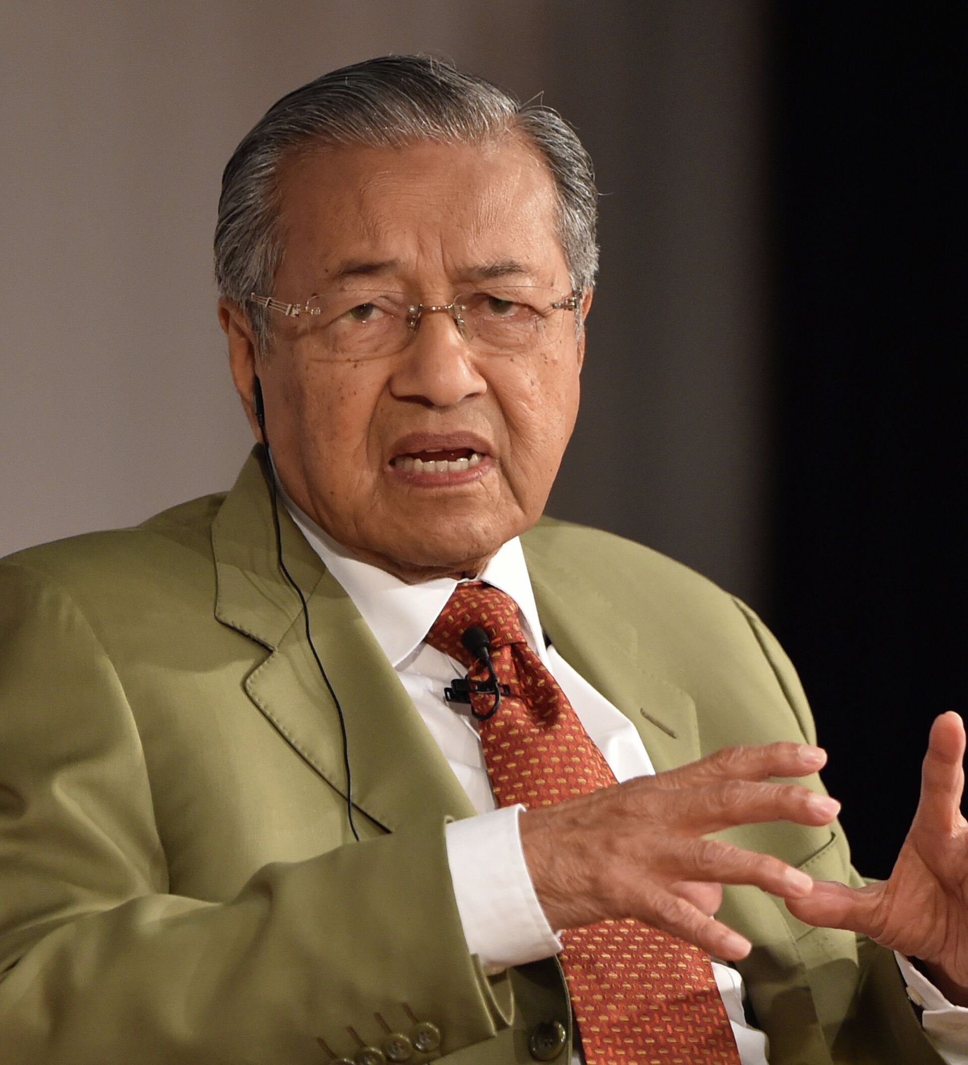 Министр малайзии. Премьер-министр Малайзии Махатхир Мохамад. Махатхир Бин Мохамад Искандар. Махатхир Мохаммад в молодости.