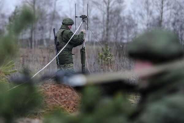 Leer-2 radio countermeasures complex presented Leer-2 radio countermeasures complex presented - Sputnik International