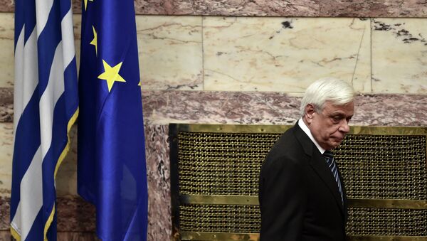 New Greek President Prokopis Pavlopoulos arrives for his swearing in ceremony at parliament in Athens on March 13, 2015 - Sputnik International