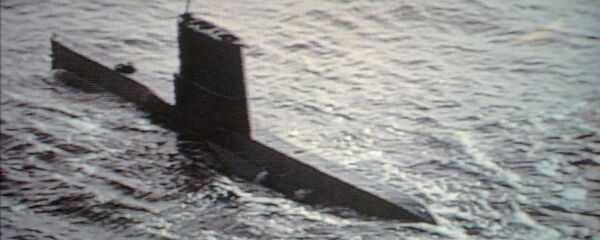 This is a TV copy of North Korea's submarine which was found stranded on a reef off Kangnung - Sputnik International