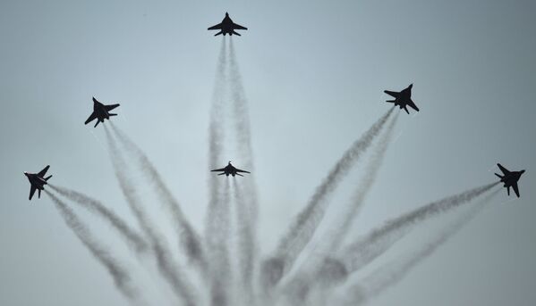 What Did Putin See at MAKS-2015 Air and Space Show? - Sputnik International