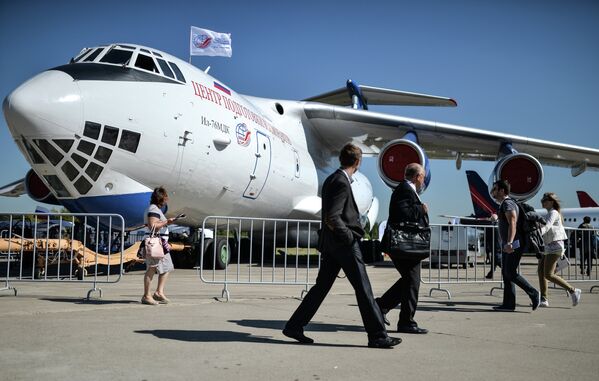 What Did Putin See at MAKS-2015 Air and Space Show? - Sputnik International