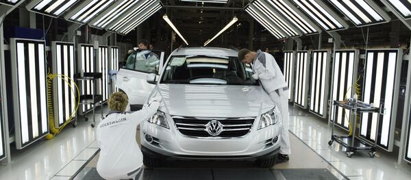 At the Volkswagen Rus Group plant in Kaluga, where full-cycle production of cars was launched in 2009 - Sputnik International