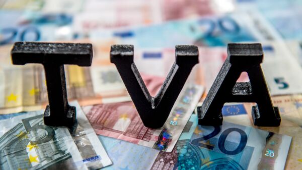 The word TVA (VAT, value-added tax) is seen on top of euro banknotes in Lille on August 25, 2014 - Sputnik International