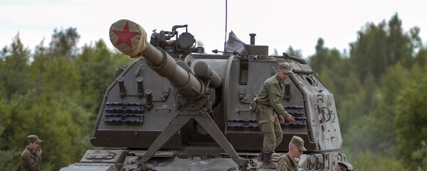 A MSTA-S self-propelled howitzer displayed at the Army 2015 International Military-Technical Forum in Kubinka - Sputnik International
