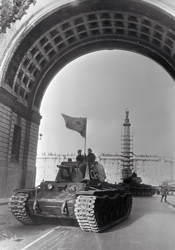 Legends of Soviet Hardware: History of Russian Tank Production in Pictures - Sputnik International