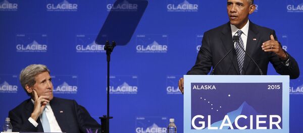 U.S. President Barack Obama is flanked by Secretary of State John Kerry as he delivers remarks to the GLACIER Conference at the Dena'ina Civic and Convention Center in Anchorage, Alaska August 31, 2015 - Sputnik International