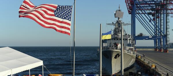 Ukraine (Sept. 1, 2015) USS Donald Cook (DDG 75) and Ukrainian navy ship UKRS Hetman Sahaydachniy (U130) moored in Odesa, Ukraine for Sea Breeze 2015 Ukraine (Sept. 1, 2015) USS Donald Cook (DDG 75) and Ukrainian navy ship UKRS Hetman Sahaydachniy (U130) moored in Odesa, Ukraine for Sea Breeze 2015 - Sputnik International