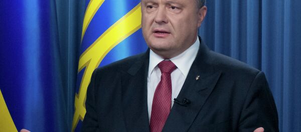 Ukraine's President Petro Poroshenko addresses to the nation in Kiev, Ukraine, Monday, Aug. 31, 2015 Ukraine's President Petro Poroshenko addresses to the nation in Kiev, Ukraine, Monday, Aug. 31, 2015 - Sputnik International