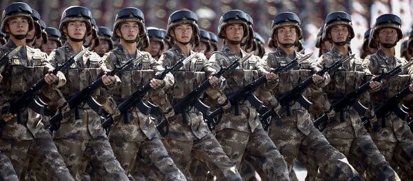 Chinese troops march during the military parade marking the 70th anniversary of the end of World War Two, in Beijing, China, September 3, 2015 - Sputnik International